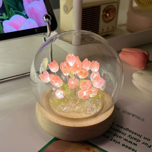 DIY tulpanlampa – Mjuk blommig belysning 
