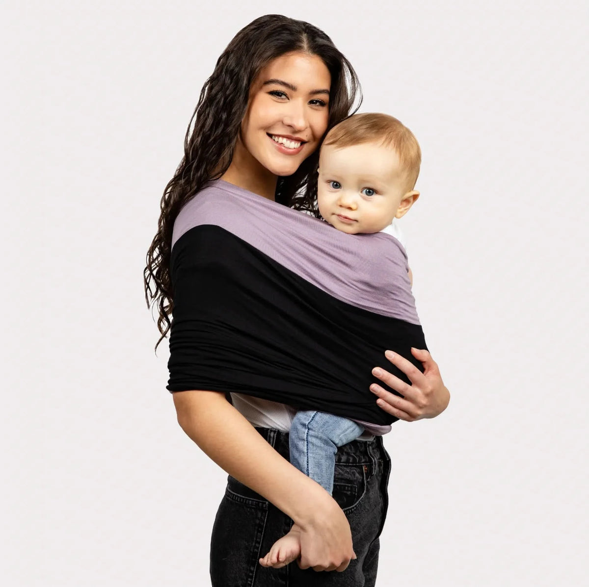 Tvåfärgad babynest för en öm relation i vardagen 