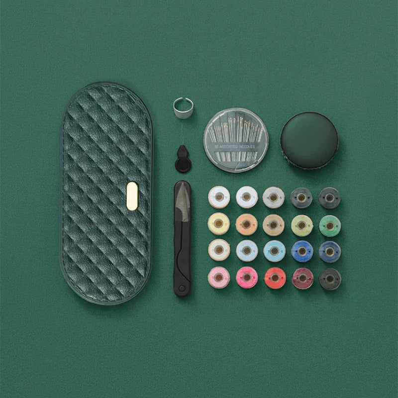 Compact naai-kit met gebruiksklare accessoires 